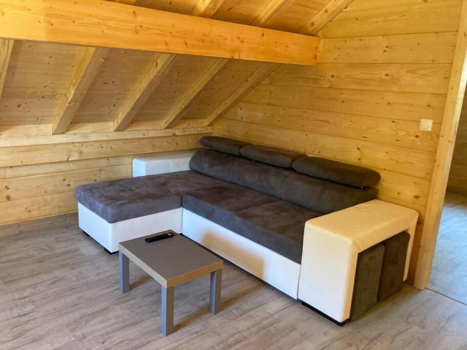 Forest Jura Lodge - Chalet Des Sapins アリエーズ エクステリア 写真