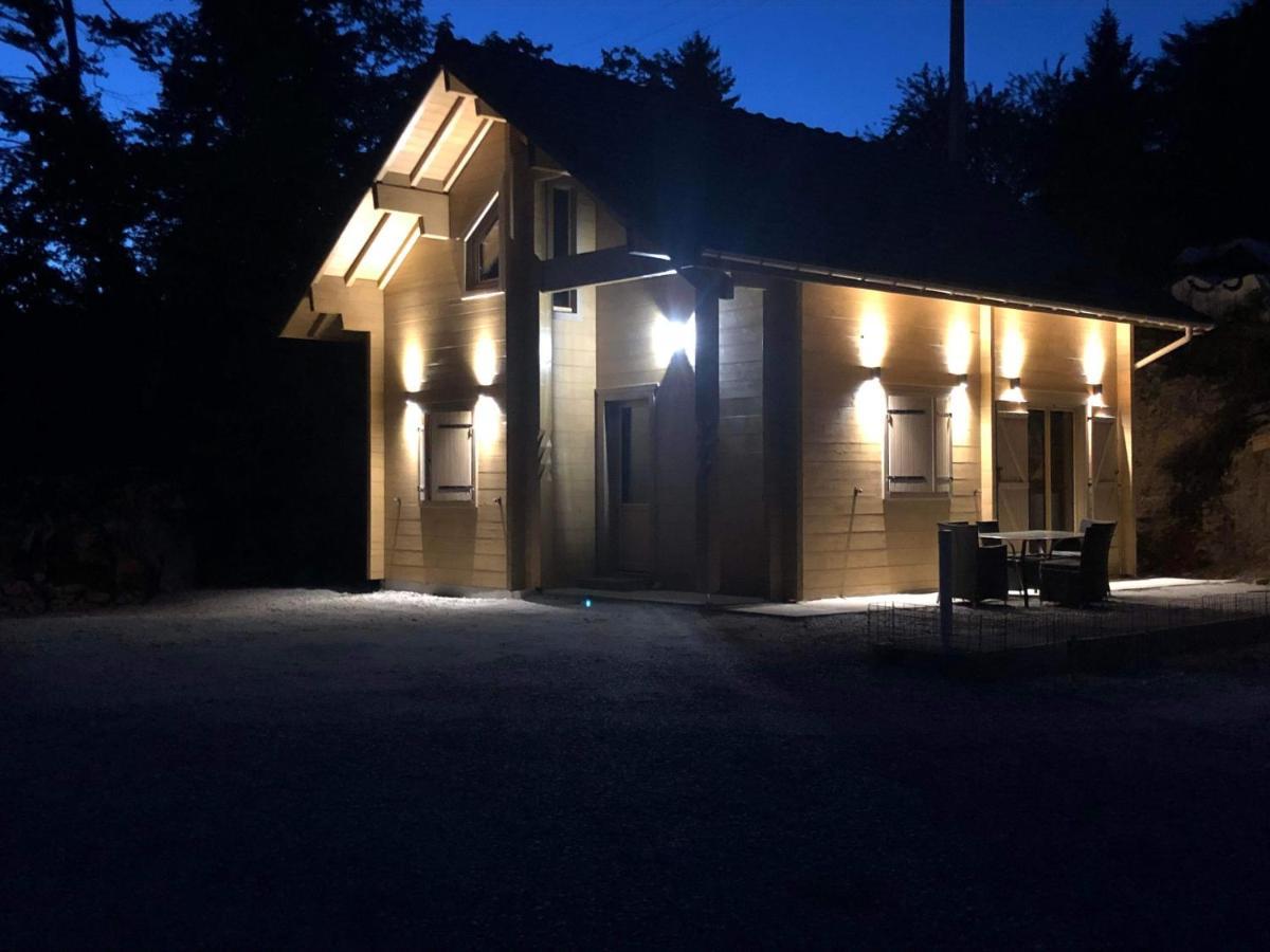 Forest Jura Lodge - Chalet Des Sapins アリエーズ エクステリア 写真